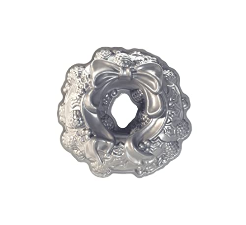 Bundt pan with a platinum Nordic Ware Christmas wreath design